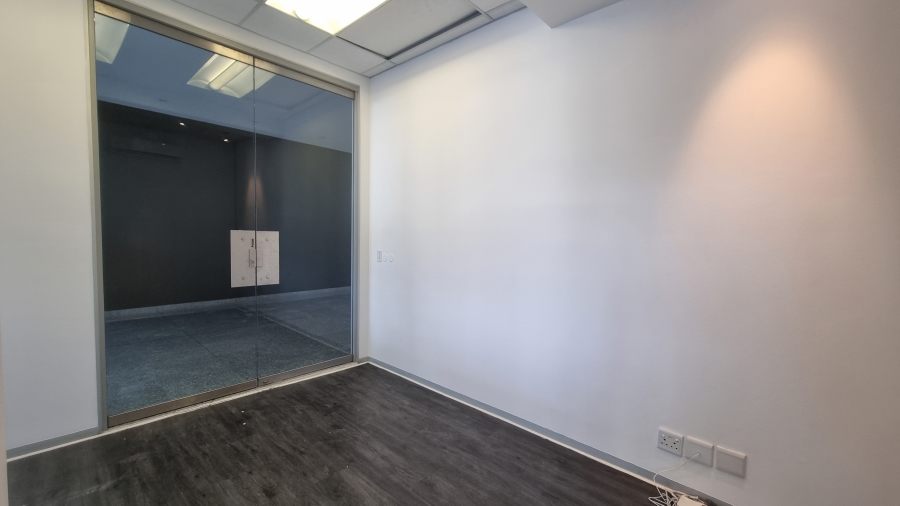 To Let Commercial Property for Rent in Woodstock Western Cape
